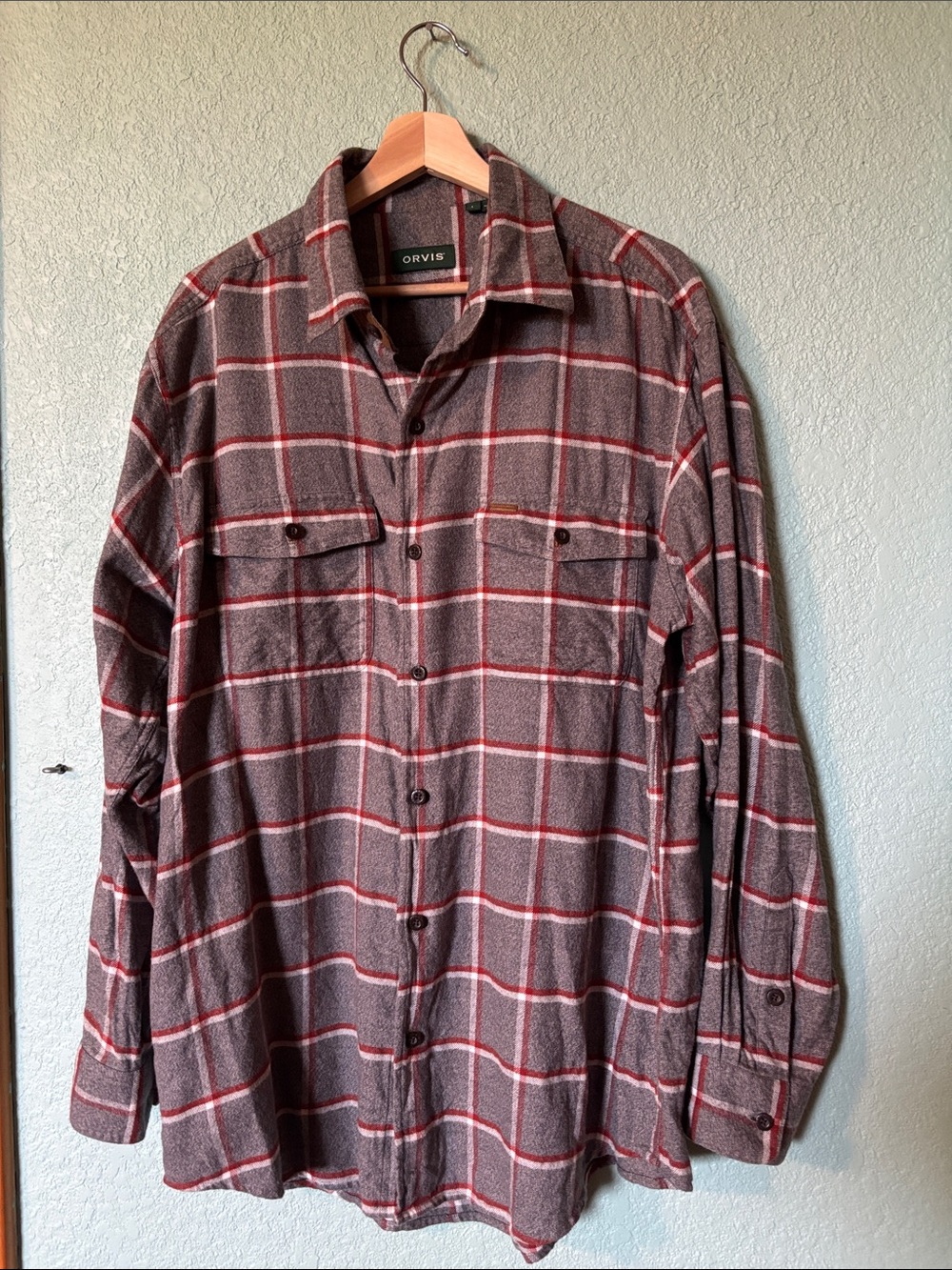 Orvis Men's Red Grey Plaid Flannel Button-Down Collared Shirt Size Large Good